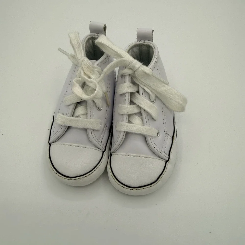 Converse Crib Shoes Infant Size 3 White Chuck Taylor Baby Sneakers Soft Sole